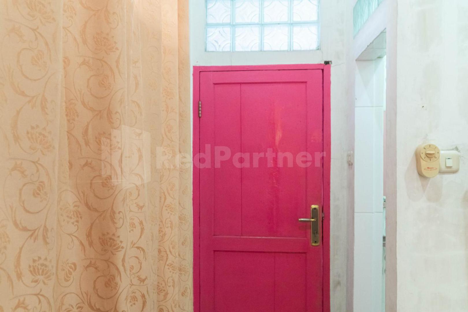 Asri Residence Near Jalan Iskandar Muda Medan Mitra Reddoorz Esterno foto